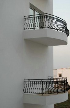 balcon sans fenêtre d'accès