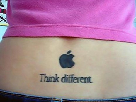 tatouage Think Different Apple