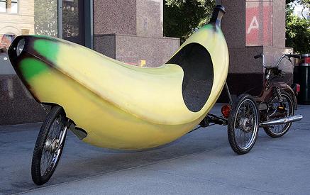 un vélo en forme de banane