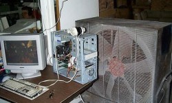 Un énorme ventilateur pour refroidir un PC